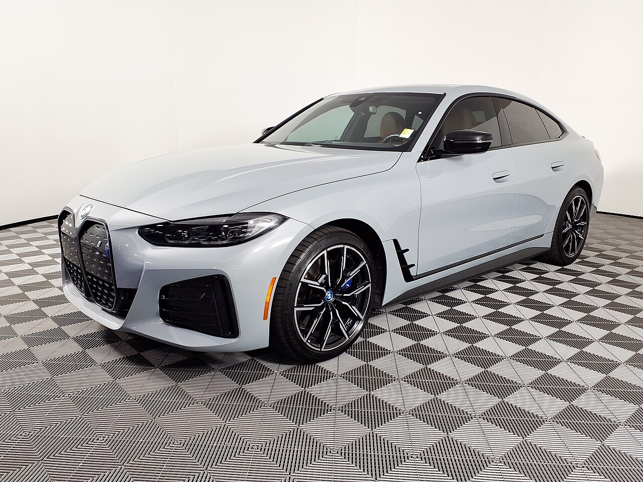 BMW i4 eDrive40 (2025)