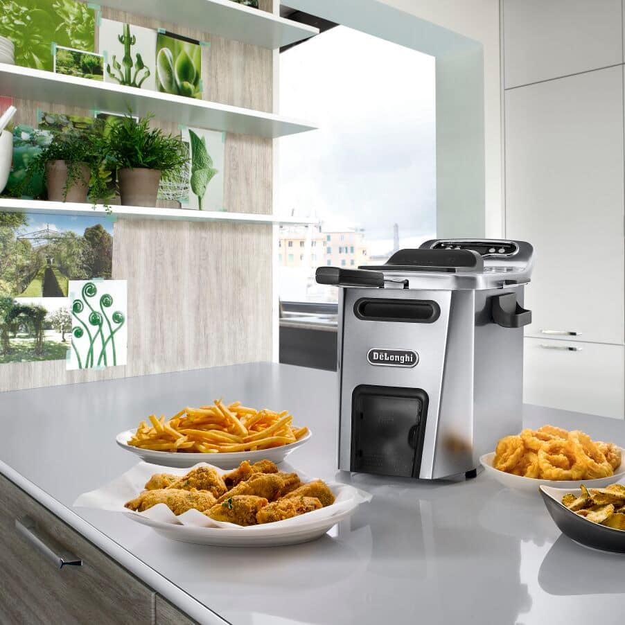 De'Longhi Livenza Cool Zone Deep Fryer D44528DZ