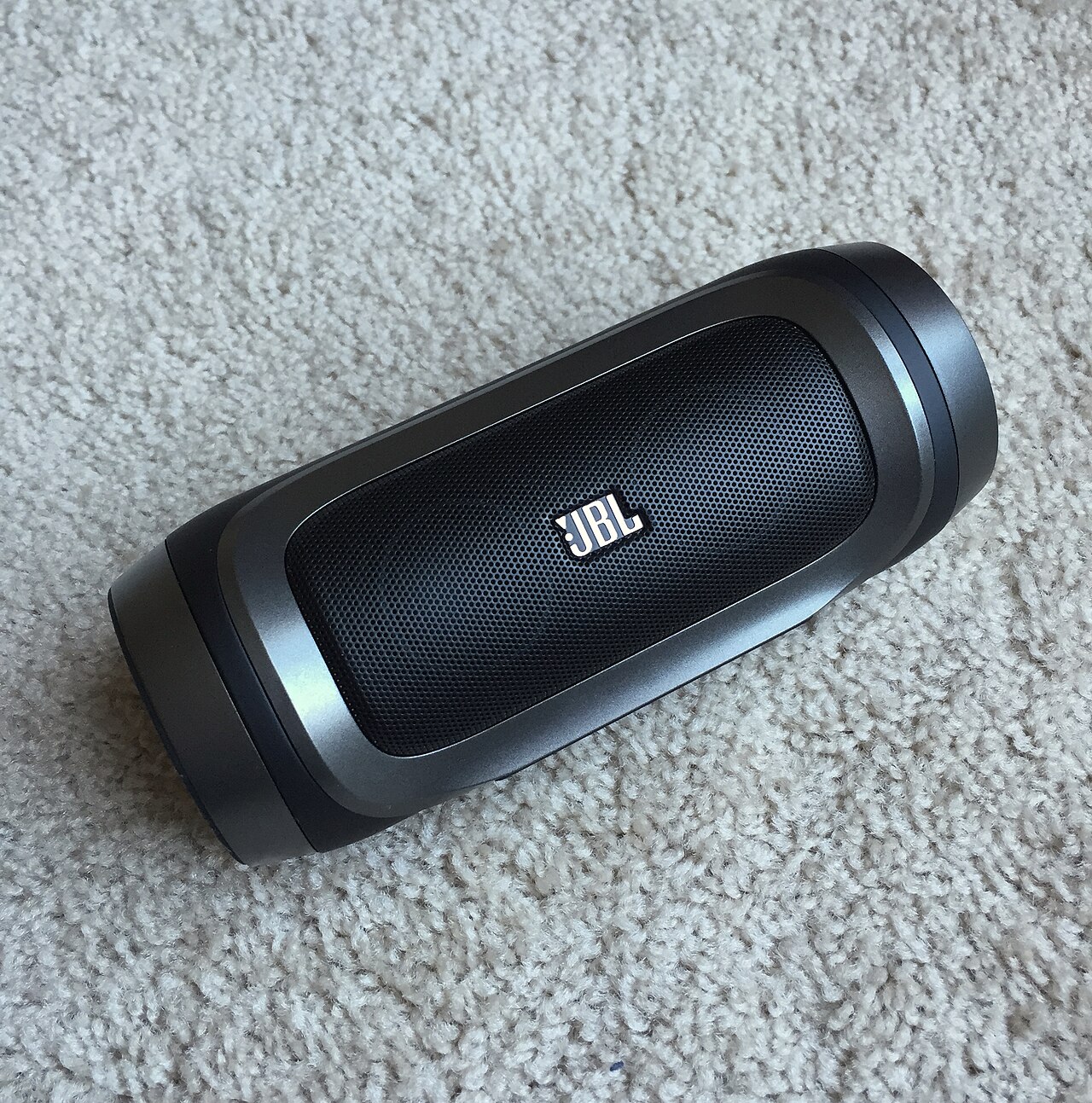 JBL Charge 6