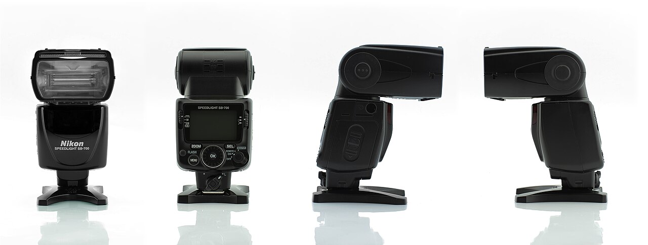 Nikon SB-700