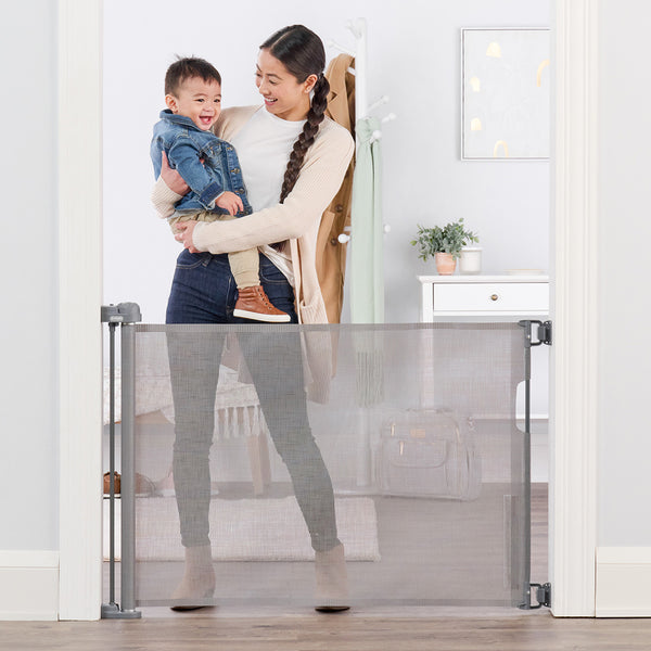 Regalo Retractable Baby Gate