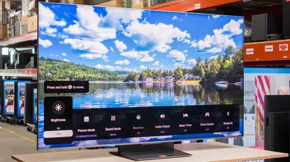 TCL QM8K 65"