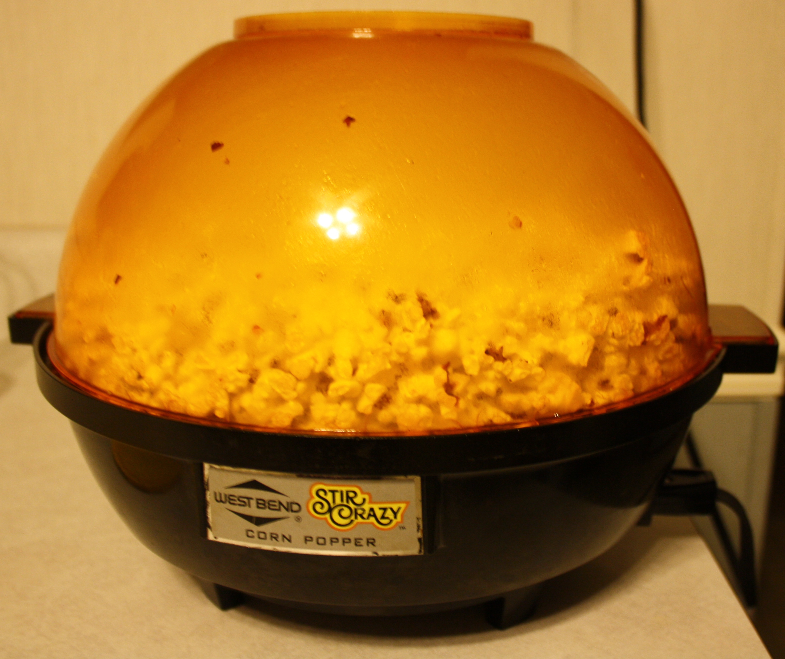 West Bend Stir Crazy Electric Popcorn Popper (82505)