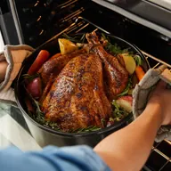 Xtrema Round Dutch Oven, 10.5-Quart